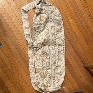 Mandala patterned Stylish Cream and Gold yoga mat Travel Bag